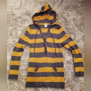 Stripped Hooded Sweater